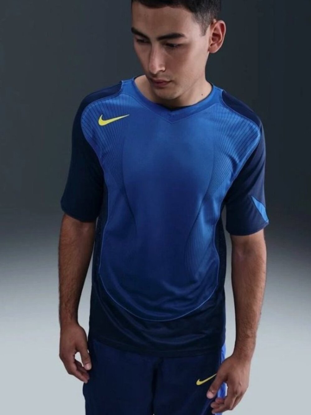 $100 Nike Men’s Total 90 Dri-Fit Soccer Jersey Shirt HV1178-410 Blue Small